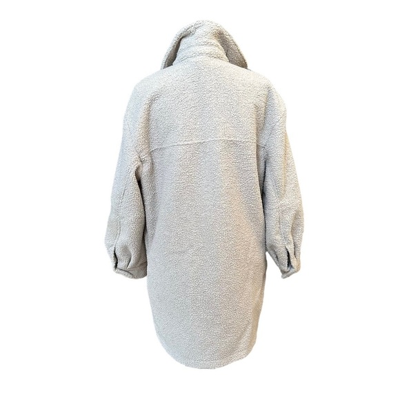 H&M Lightweight Beige Shearing Textured Button Front Shacket Jacket Size: Small - Picture 5 of 15